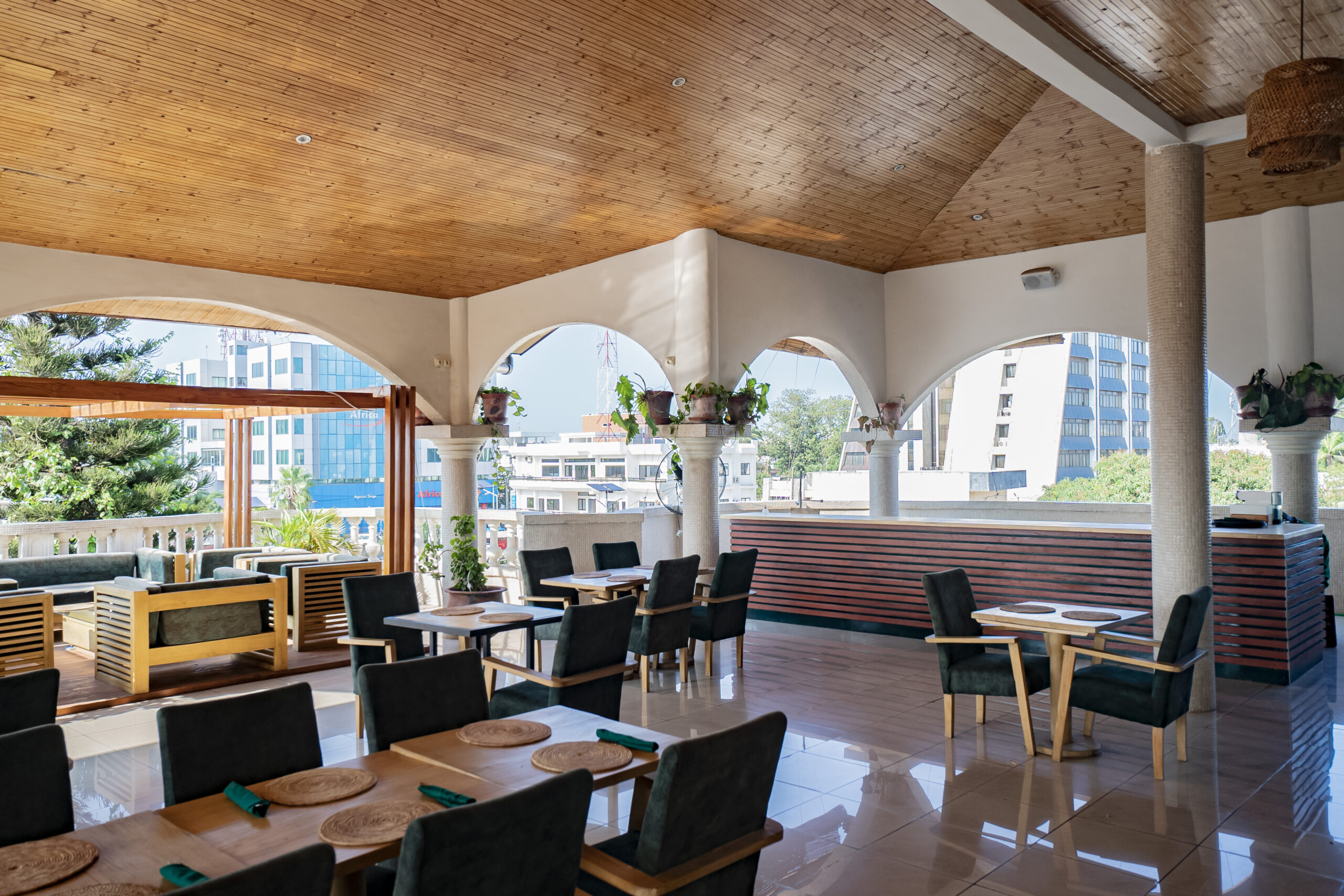 Les saveurs du Bénin : la cuisine locale près du Tamarin Hôtel