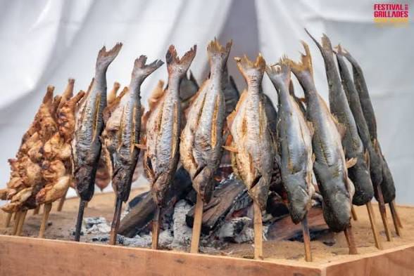 Poisson braisé au Festival des Grillades de Cotonou.